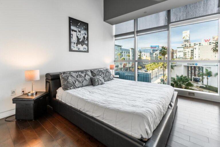 Hollywood Walk of Fame Furnished Apartments